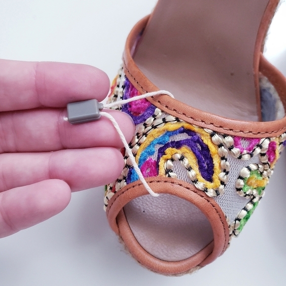 Anthropologie Gaimo Colorful Brazilian Embroidered Espadrille Wedge - Picture 4 of 12